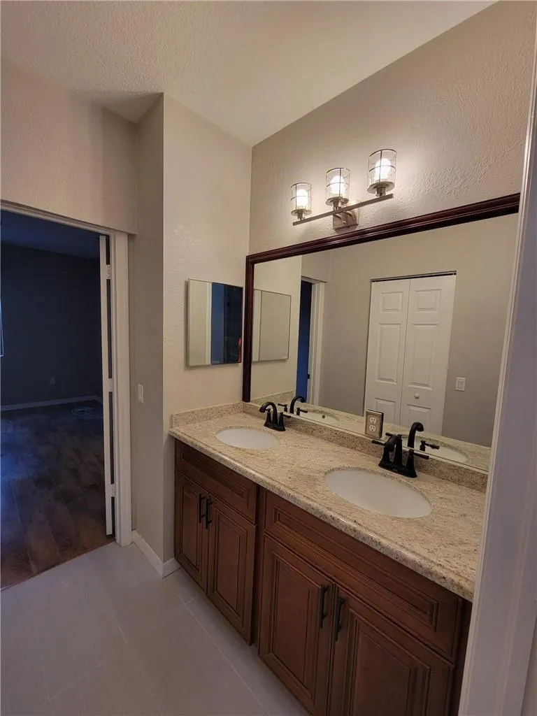 4948 SW 136th Avenue Miramar, FL 33027
