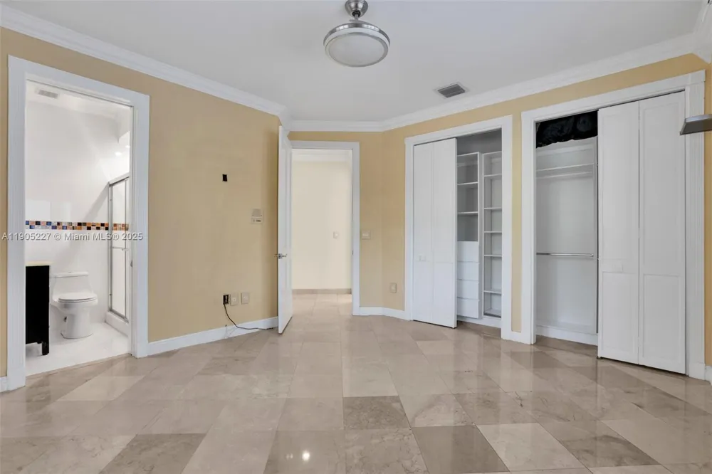 16232 NW 79th Ave Miami Lakes, FL 33016