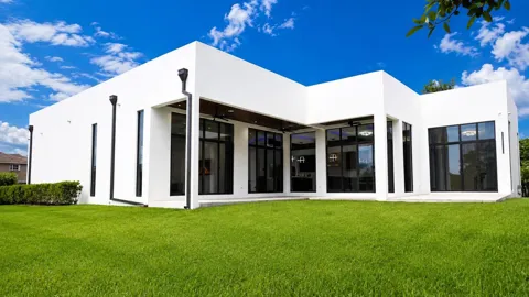 11601 NW 27th Street