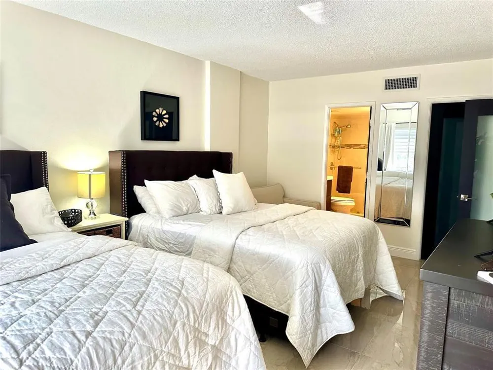 2900 NE 30th Street #K9 Fort Lauderdale, FL 33306