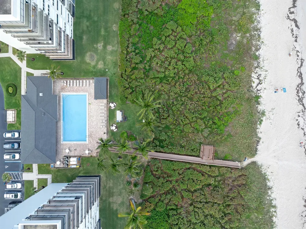 4200 Highway A1a #311 Hutchinson Island, FL 34949