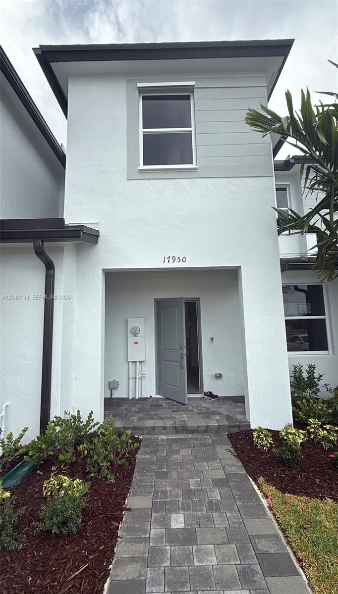 17950 SW 357TH TER Florida City, FL 33034