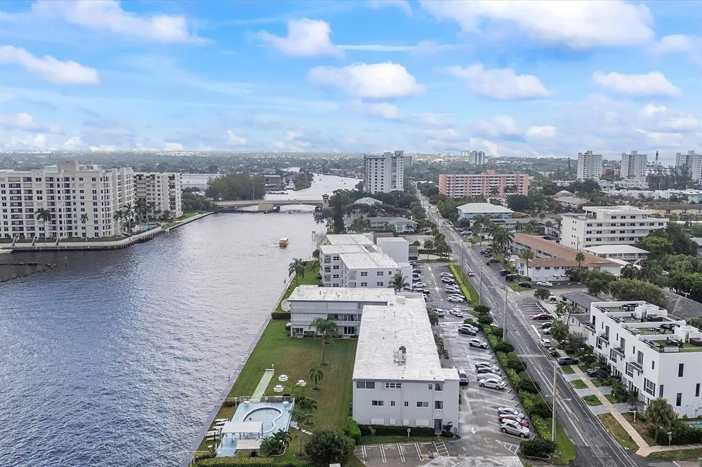 1001 Riverside Drive #104 Pompano Beach, FL 33062