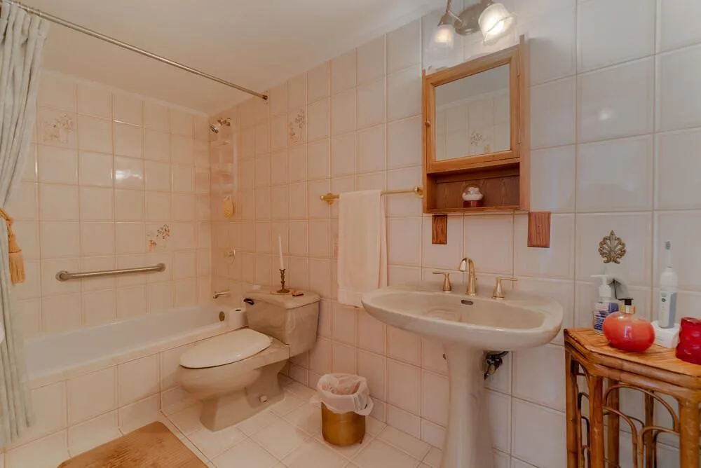 4200 Ocean Drive #1-1806 Singer Island, FL 33404