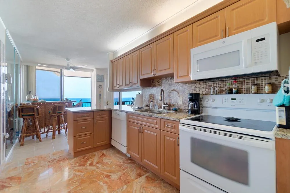 4200 Ocean Drive #1-1806 Singer Island, FL 33404