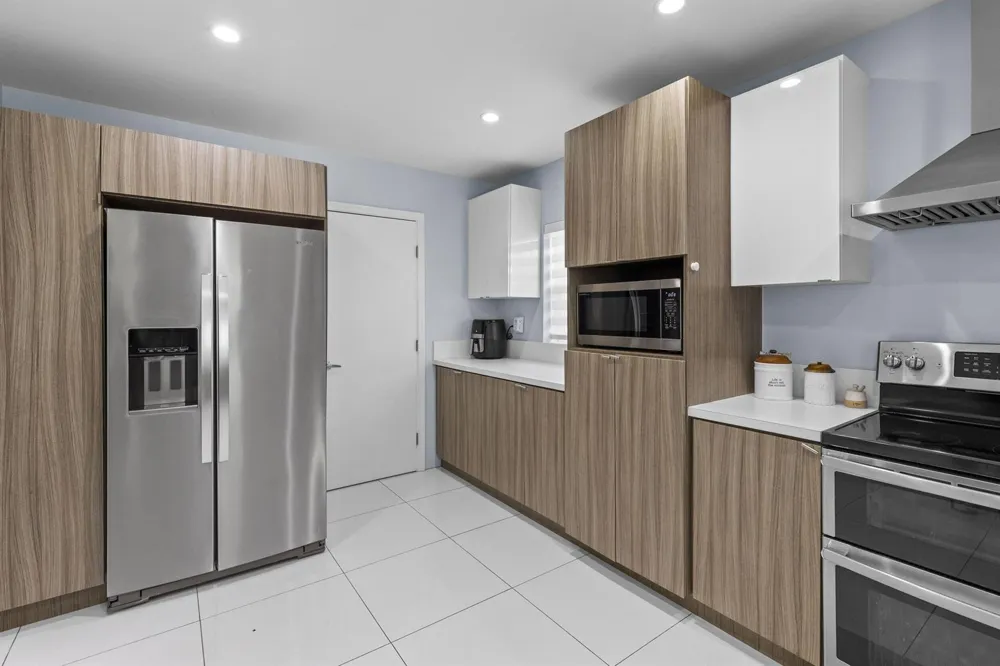 297 Minola Drive Miami Springs, FL 33166