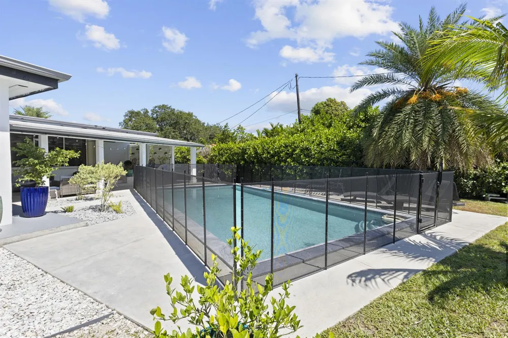 297 Minola Drive Miami Springs, FL 33166