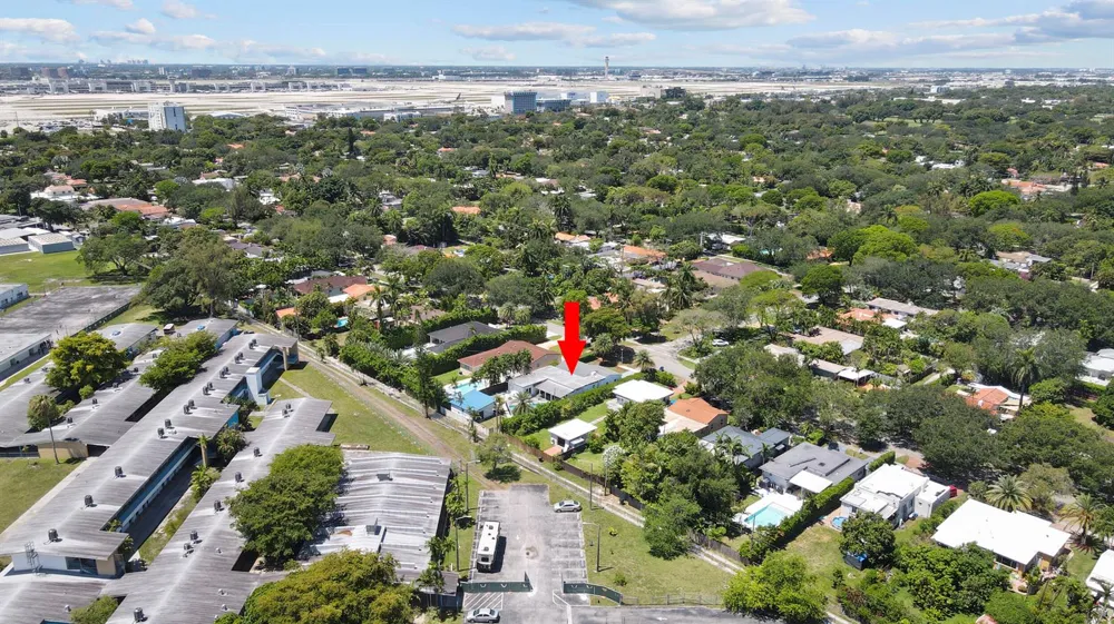 297 Minola Drive Miami Springs, FL 33166