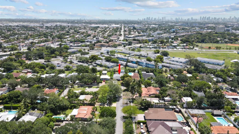 297 Minola Drive Miami Springs, FL 33166