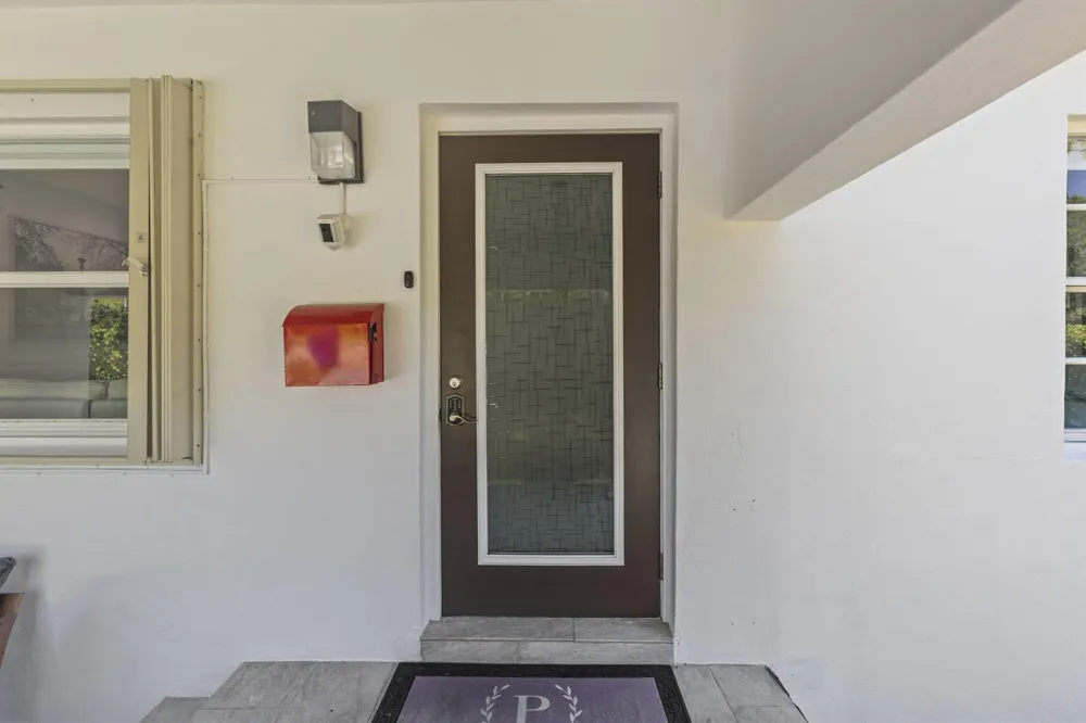 297 Minola Drive Miami Springs, FL 33166