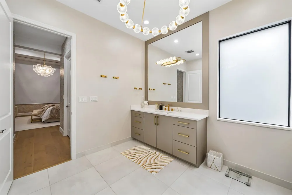 9812 Spruce Woods Drive Boynton Beach, FL 33473