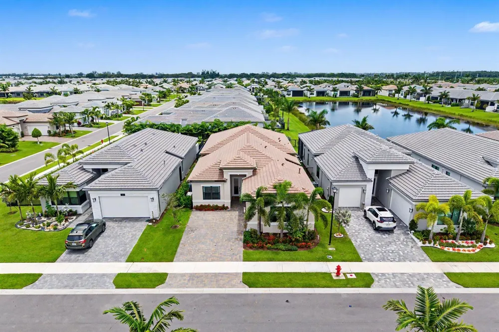9812 Spruce Woods Drive Boynton Beach, FL 33473