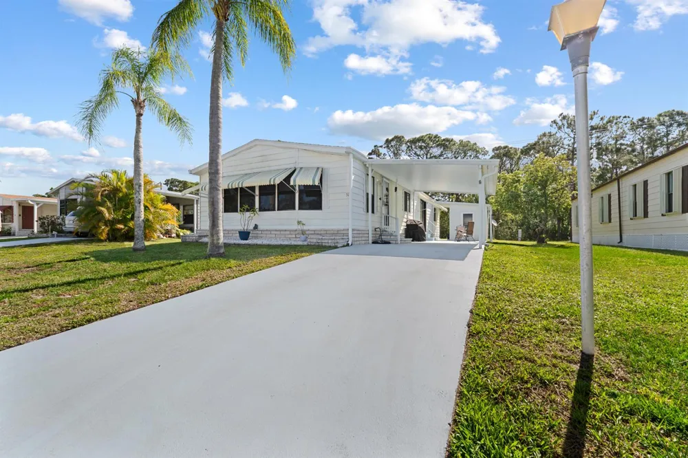 51 Grande Camino Way Fort Pierce, FL 34951
