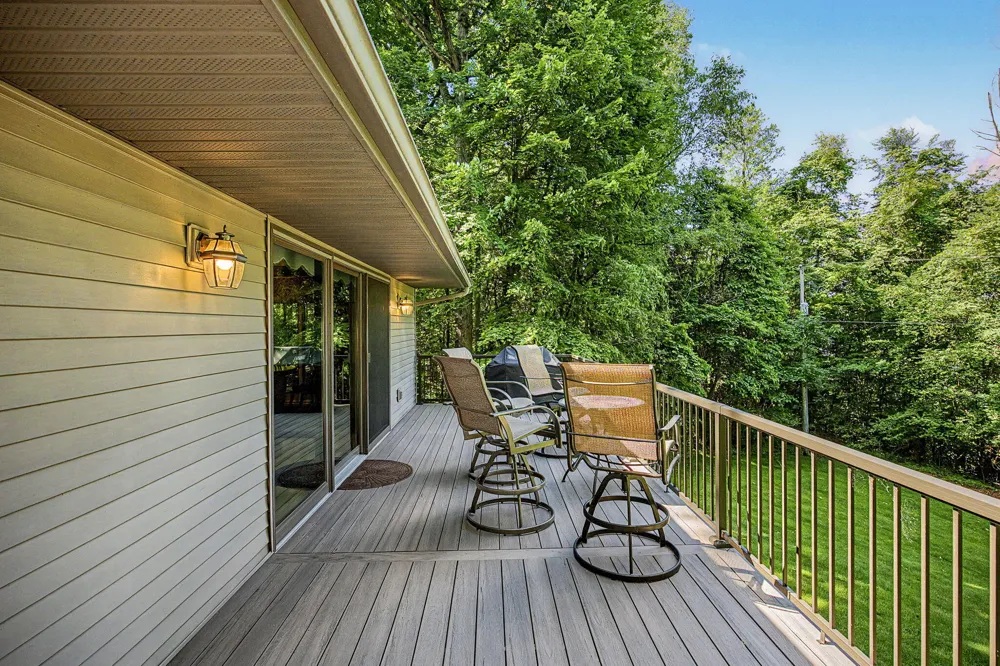 12017 Lilac Lane Johnstown Township, MI 49050