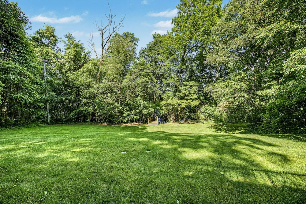 12017 Lilac Lane Johnstown Township, MI 49050
