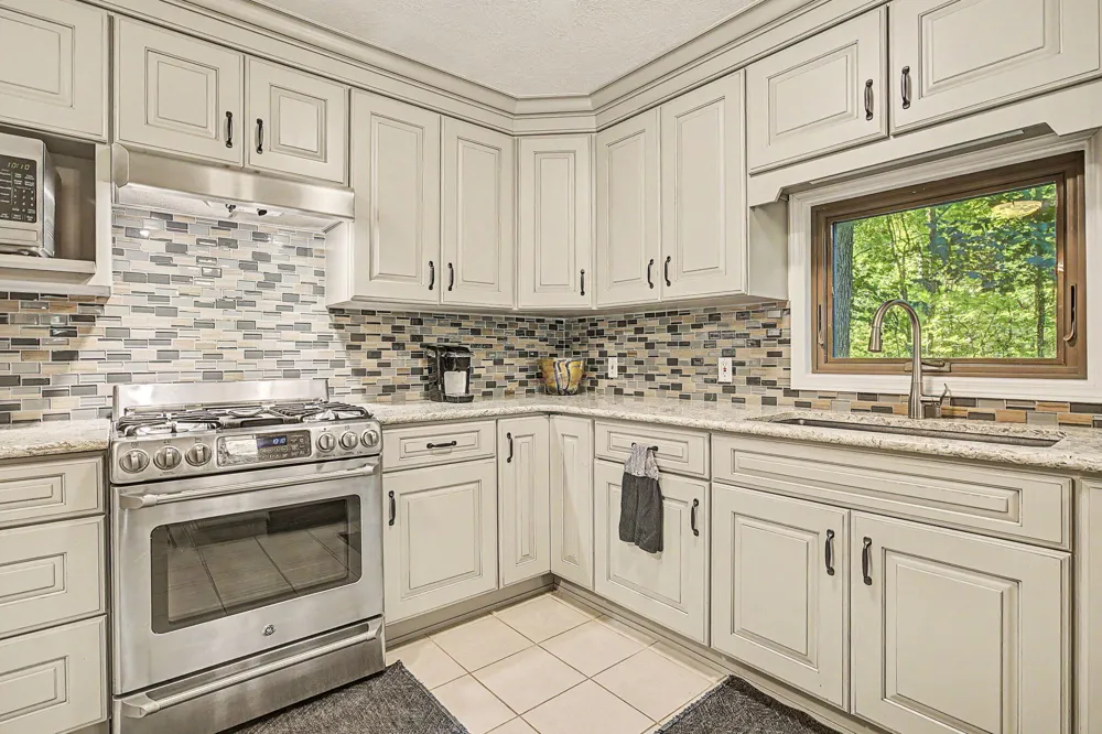 12017 Lilac Lane Johnstown Township, MI 49050