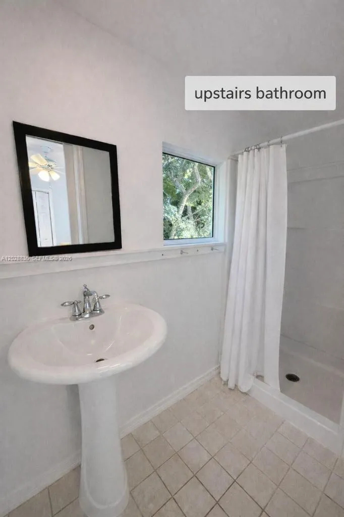 335 Bay View Ave Key Largo, FL 33037