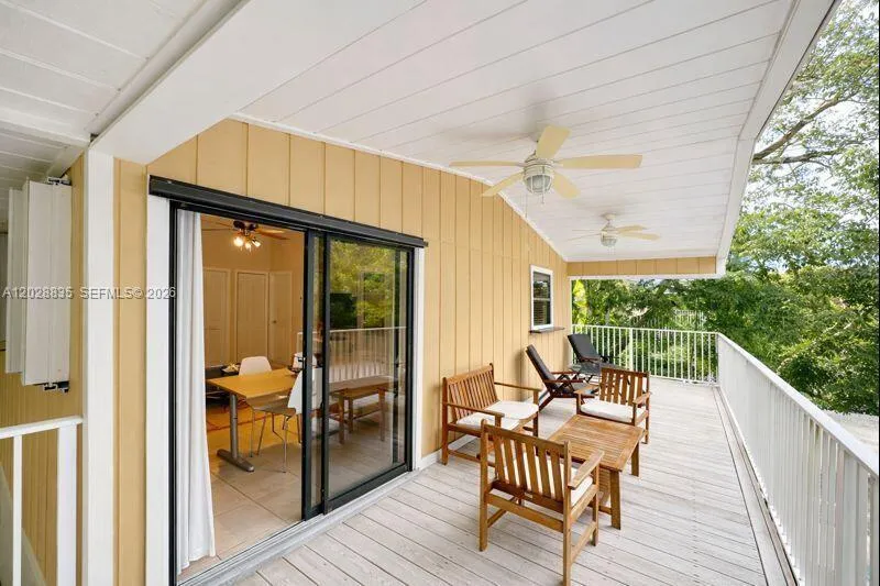 335 Bay View Ave Key Largo, FL 33037