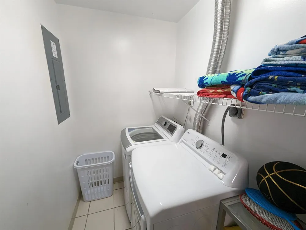 2394 Zeder Avenue Delray Beach, FL 33444
