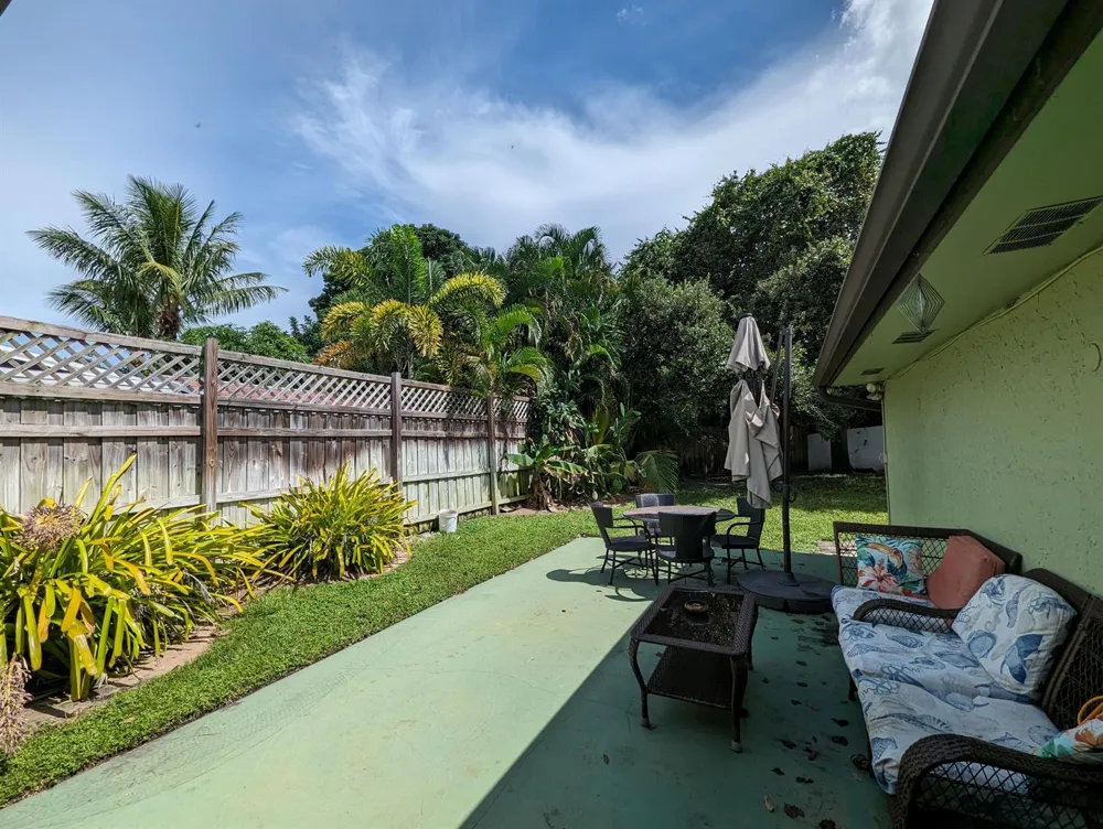 2394 Zeder Avenue Delray Beach, FL 33444