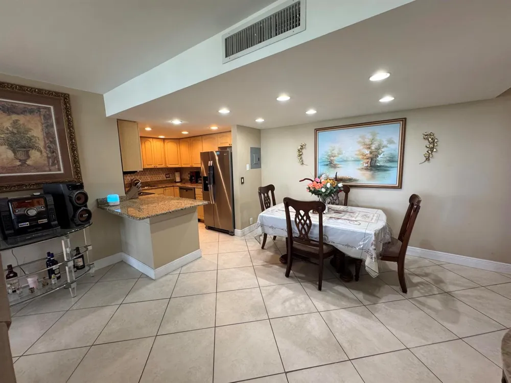 336 Golfview Road #706 North Palm Beach, FL 33408