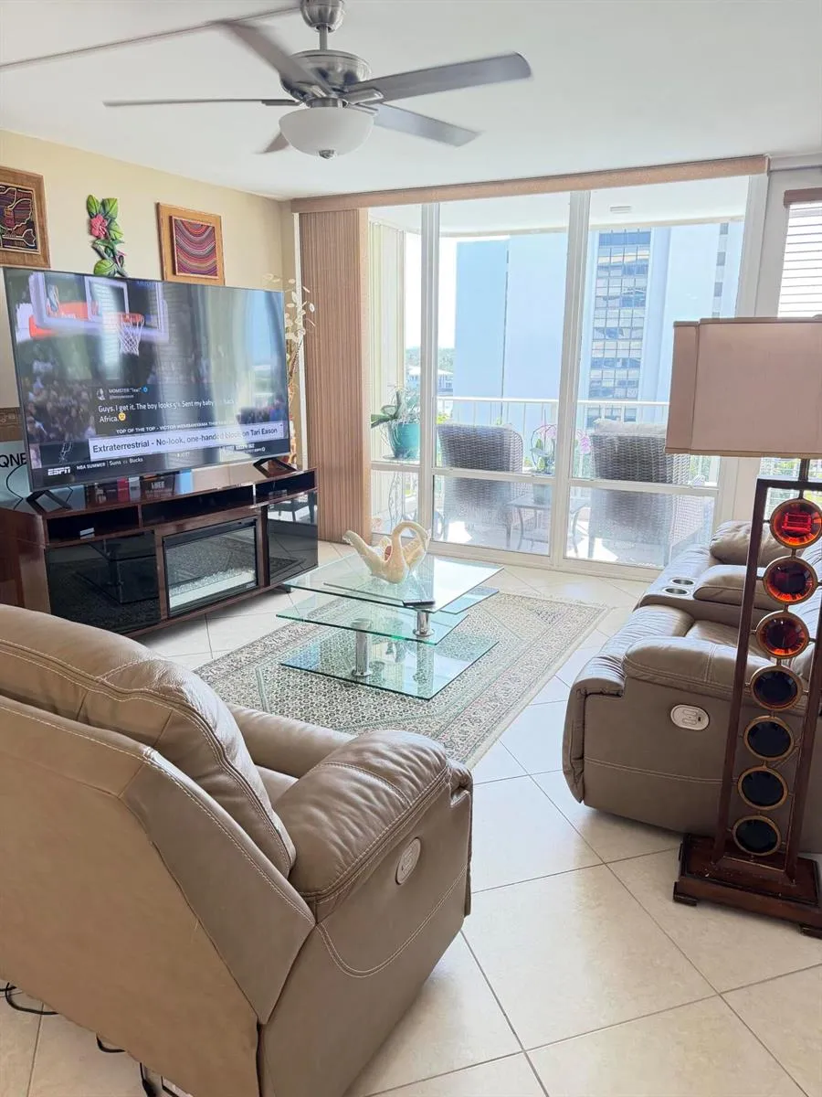 336 Golfview Road #706 North Palm Beach, FL 33408