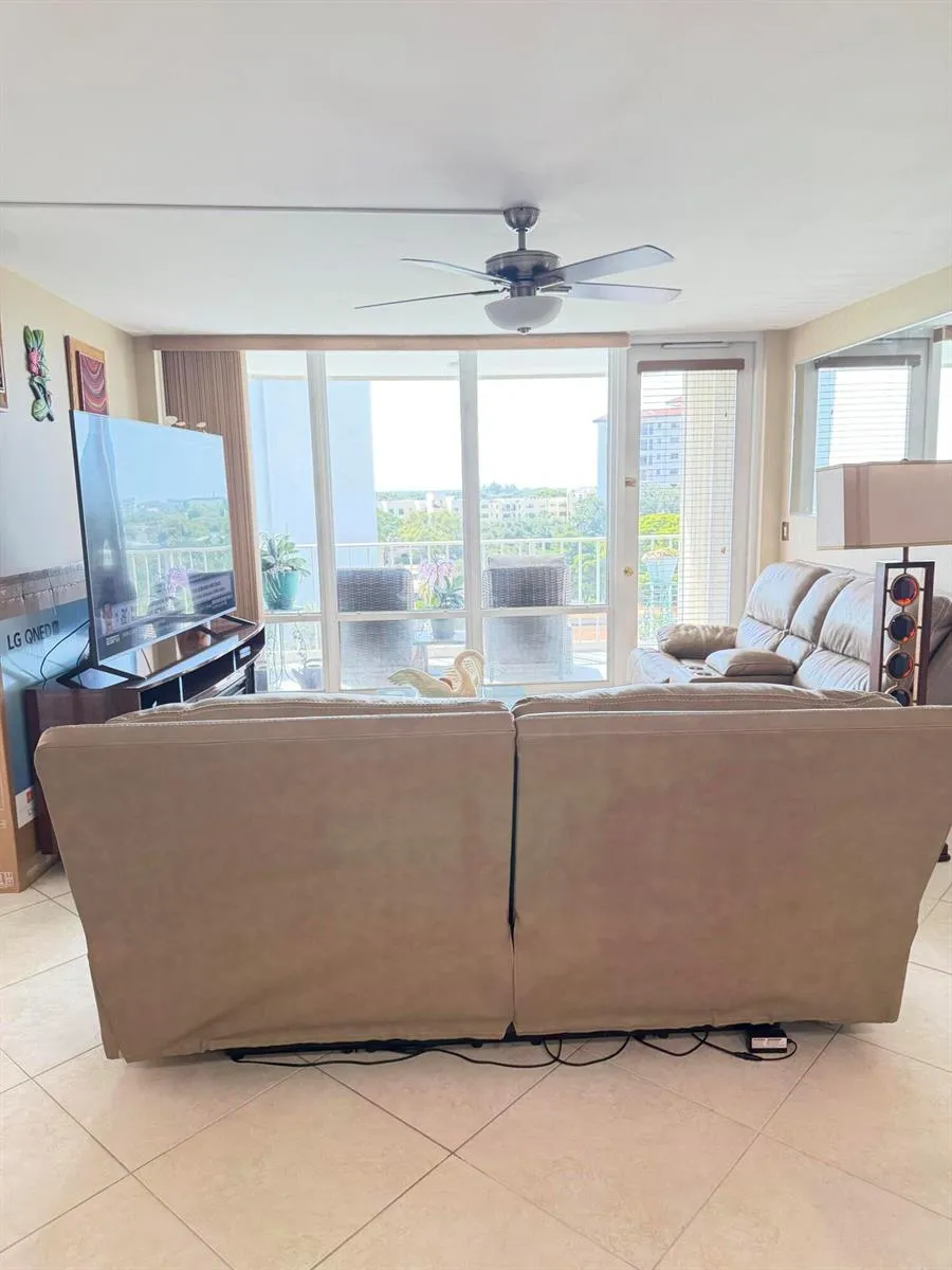336 Golfview Road #706 North Palm Beach, FL 33408
