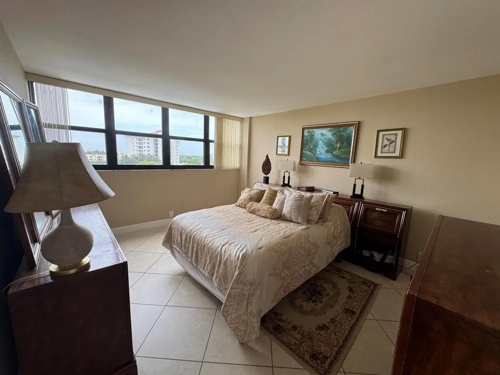 336 Golfview Road #706 North Palm Beach, FL 33408