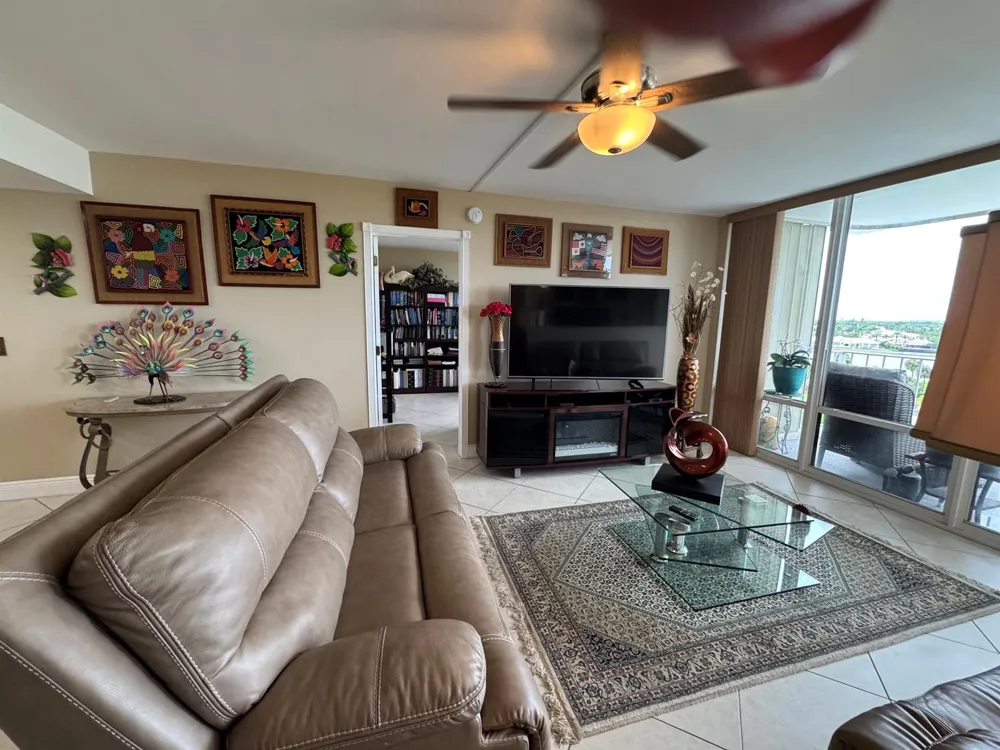 336 Golfview Road #706 North Palm Beach, FL 33408