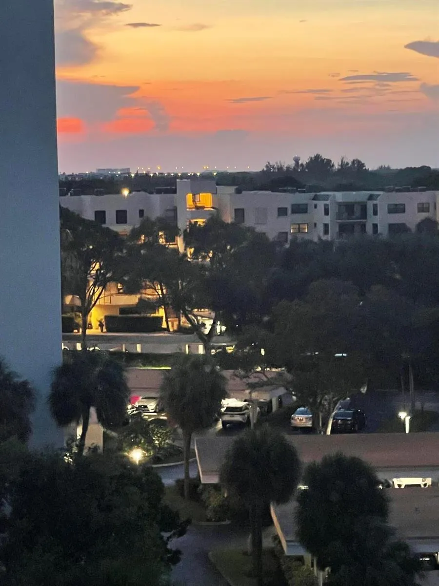 336 Golfview Road #706 North Palm Beach, FL 33408