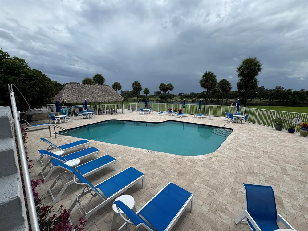 336 Golfview Road #706 North Palm Beach, FL 33408