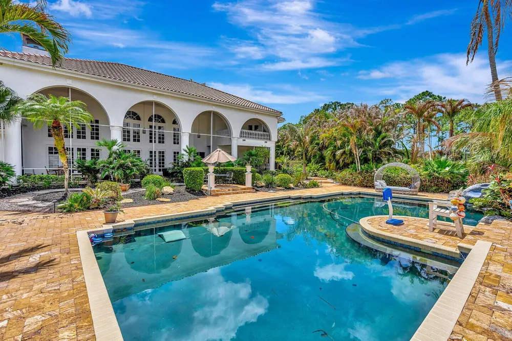 2584 SE Ranch Acres Circle Jupiter, FL 33478