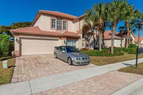 3887 Hamilton Key