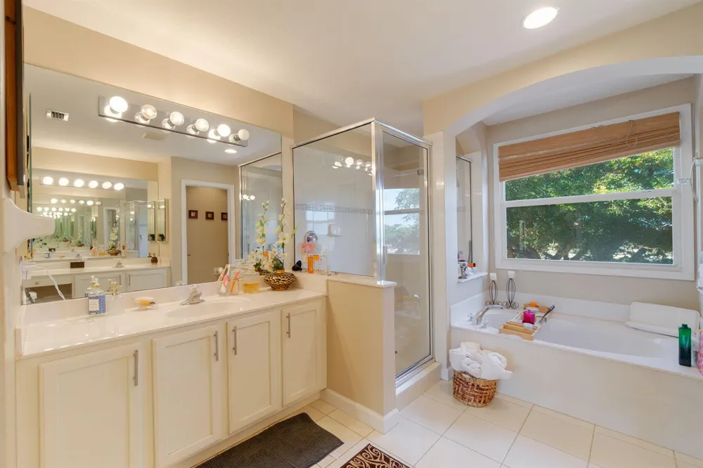 3887 Hamilton Key West Palm Beach, FL 33411