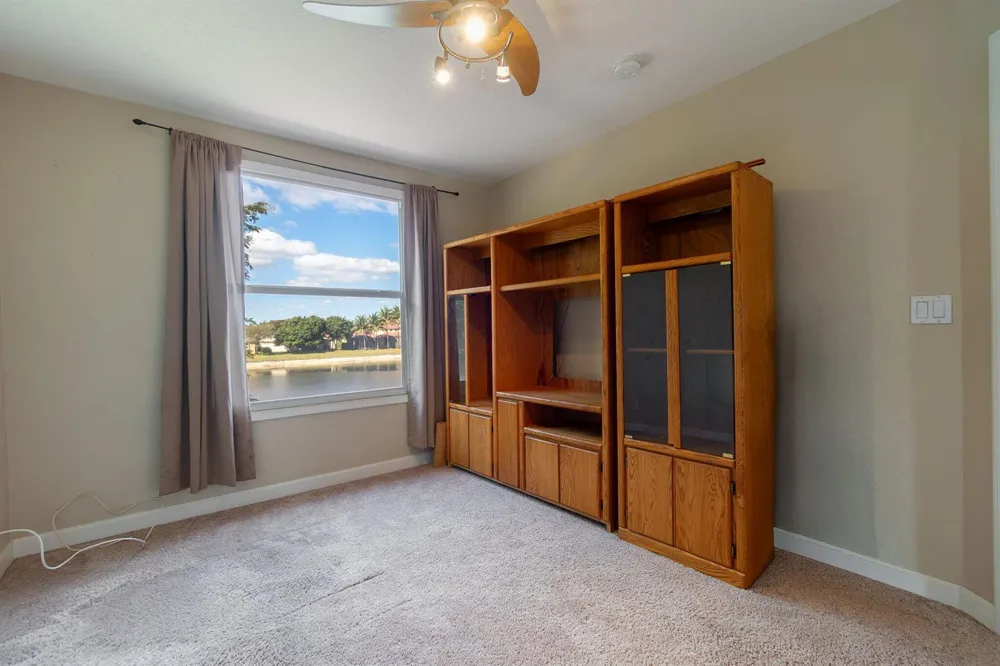 3887 Hamilton Key West Palm Beach, FL 33411
