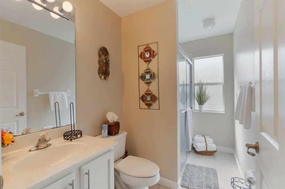 3887 Hamilton Key West Palm Beach, FL 33411