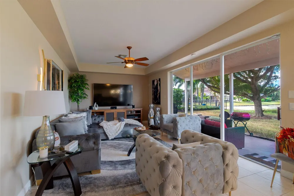 3887 Hamilton Key West Palm Beach, FL 33411
