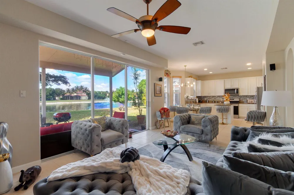 3887 Hamilton Key West Palm Beach, FL 33411