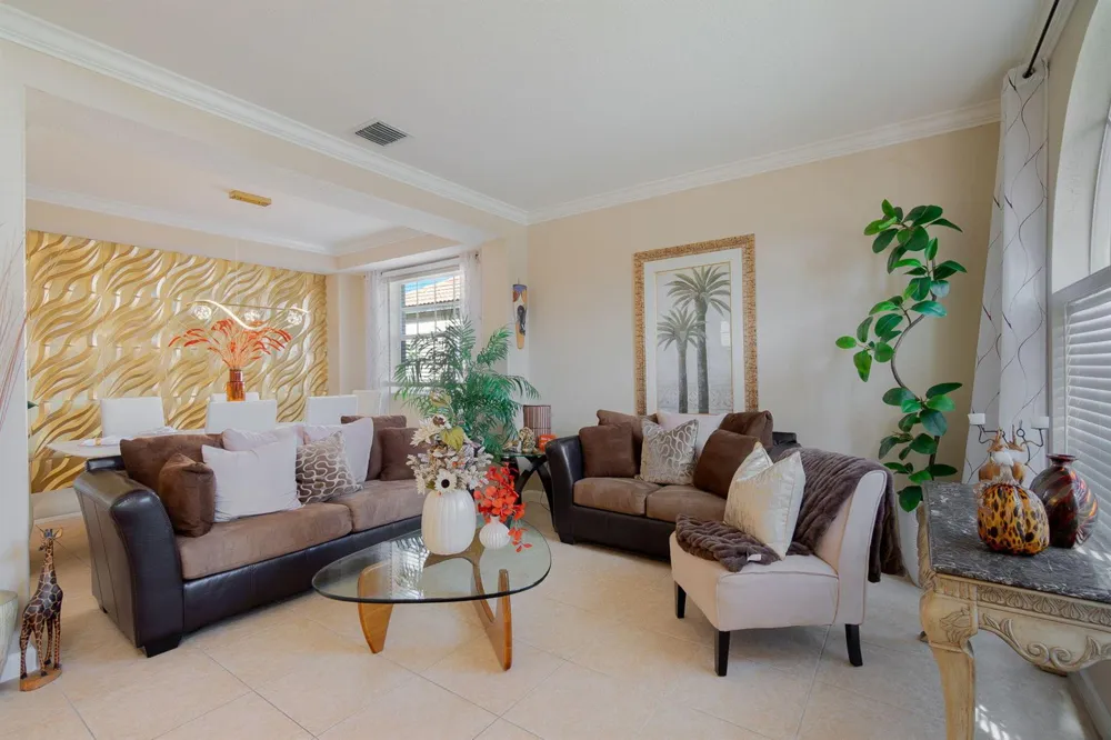 3887 Hamilton Key West Palm Beach, FL 33411