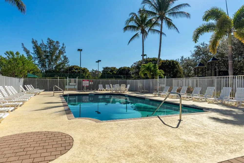3887 Hamilton Key West Palm Beach, FL 33411