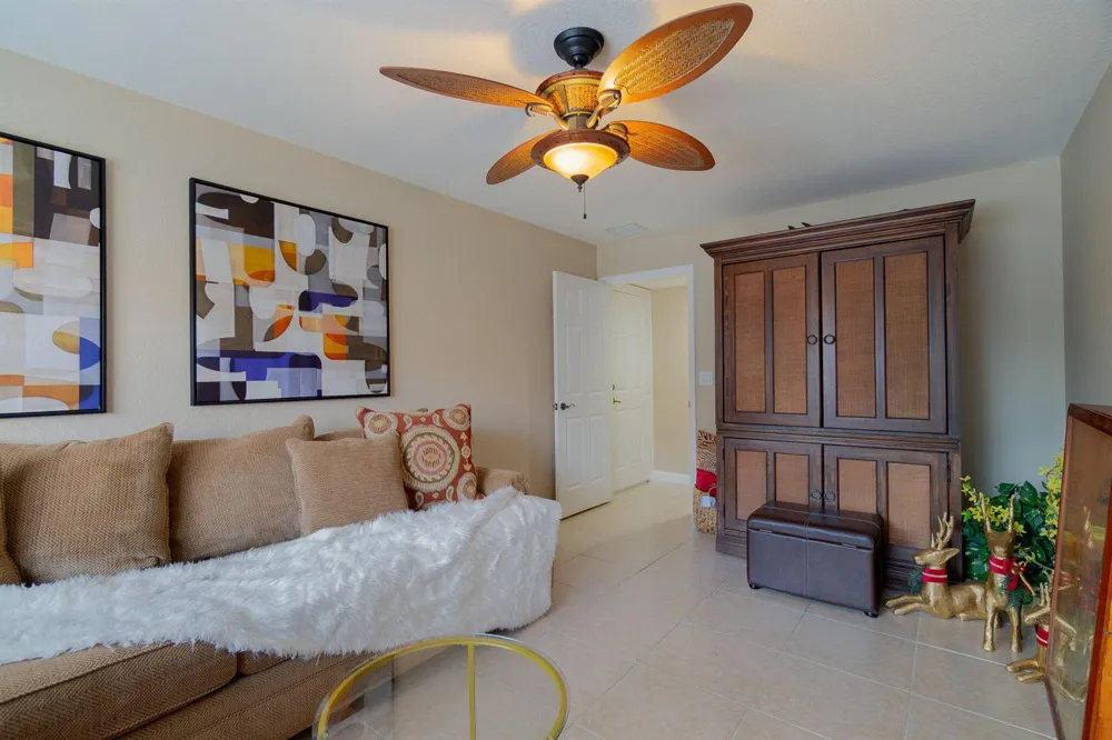 3887 Hamilton Key West Palm Beach, FL 33411