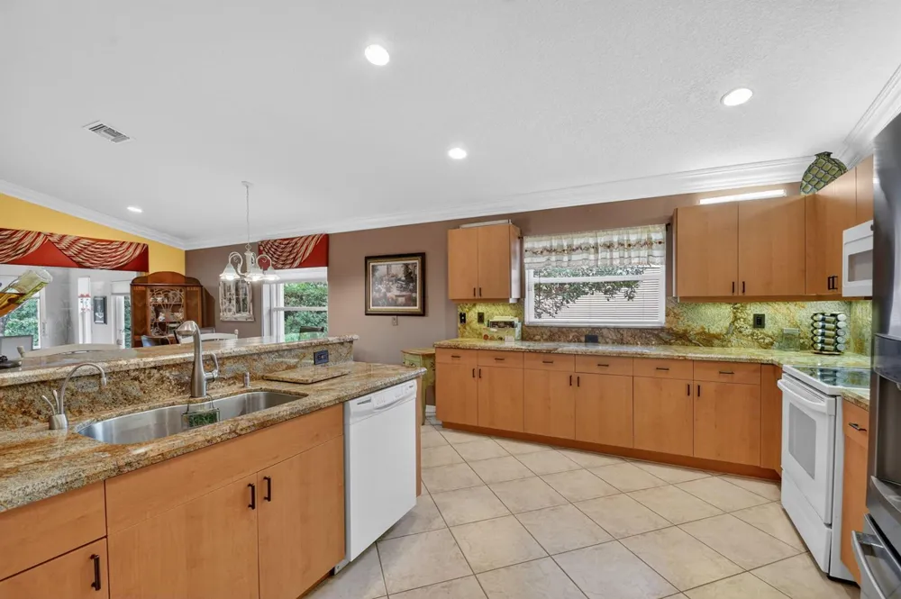6544 Via Primo Street Lake Worth, FL 33467