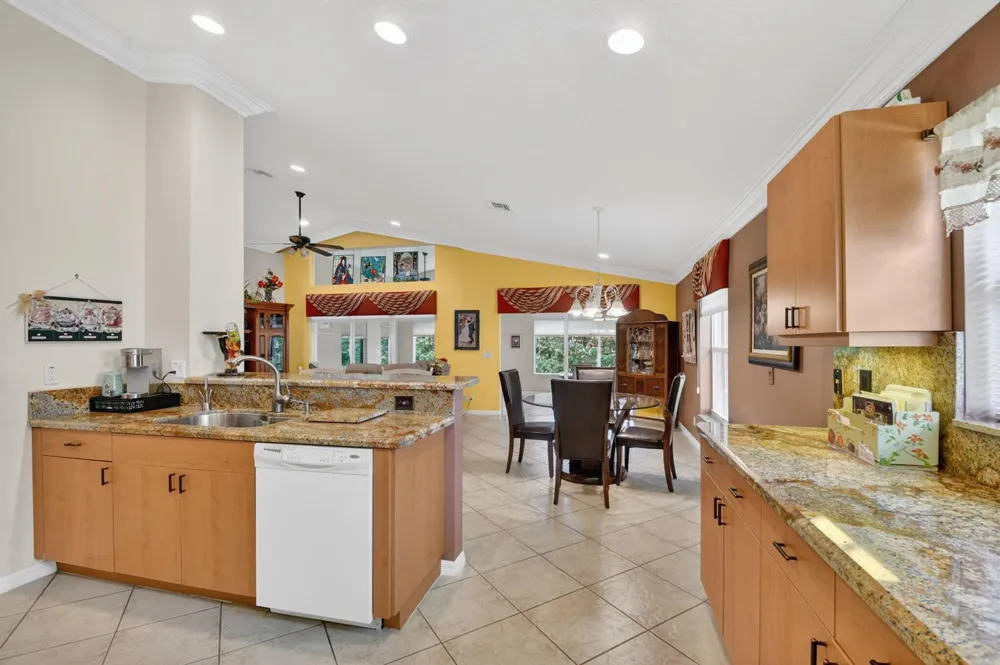 6544 Via Primo Street Lake Worth, FL 33467