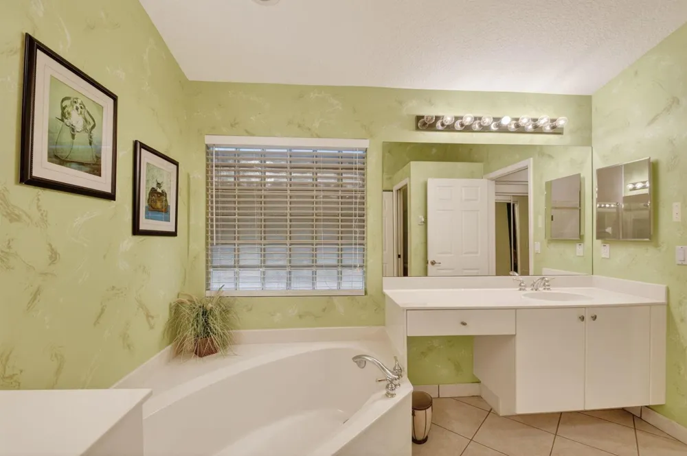 6544 Via Primo Street Lake Worth, FL 33467