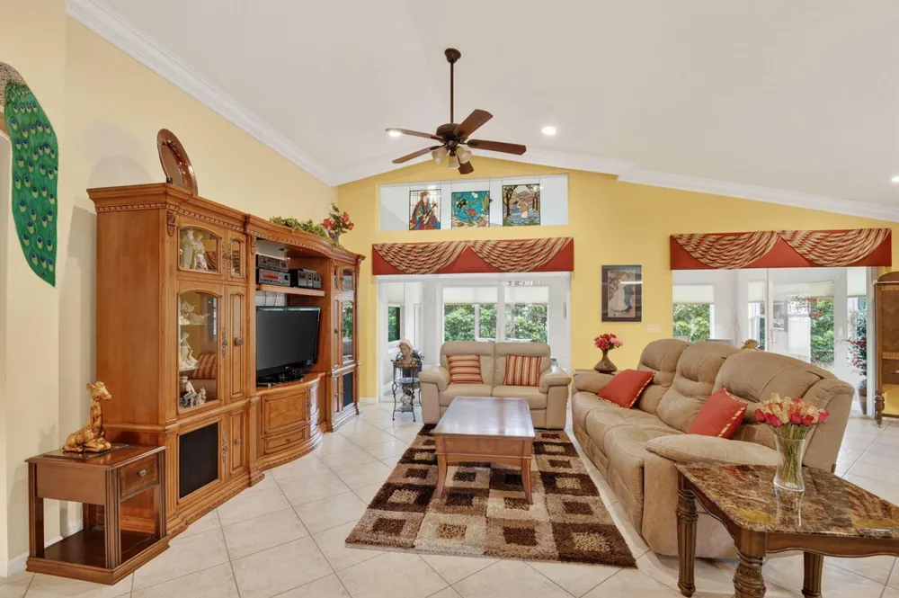6544 Via Primo Street Lake Worth, FL 33467