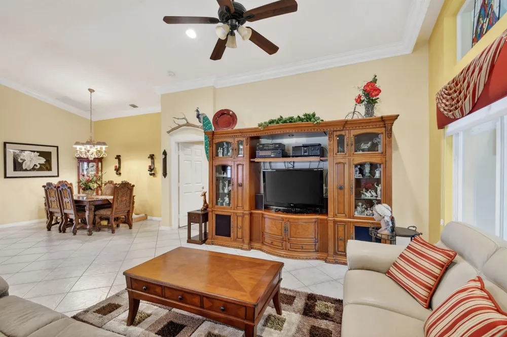 6544 Via Primo Street Lake Worth, FL 33467