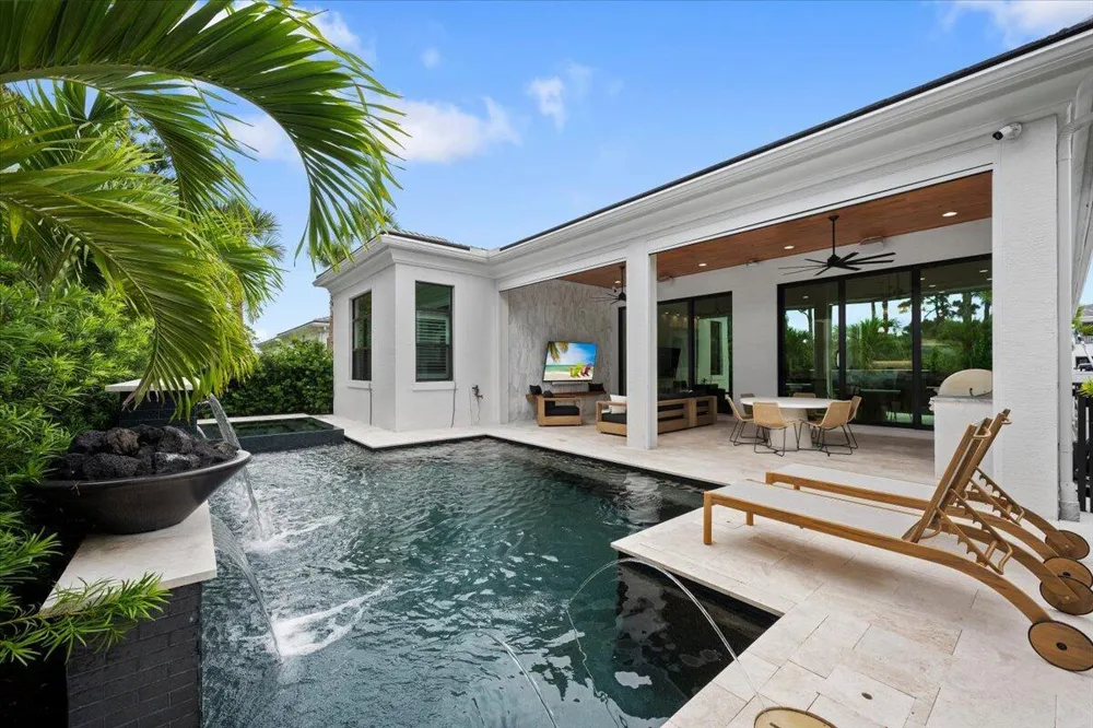 13234 Artisan Circle Palm Beach Gardens, FL 33418