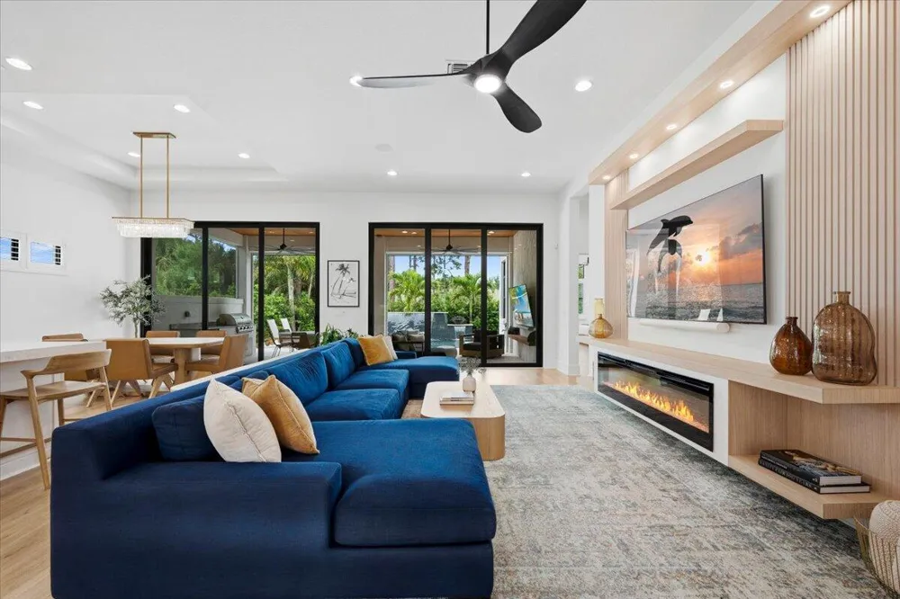 13234 Artisan Circle Palm Beach Gardens, FL 33418