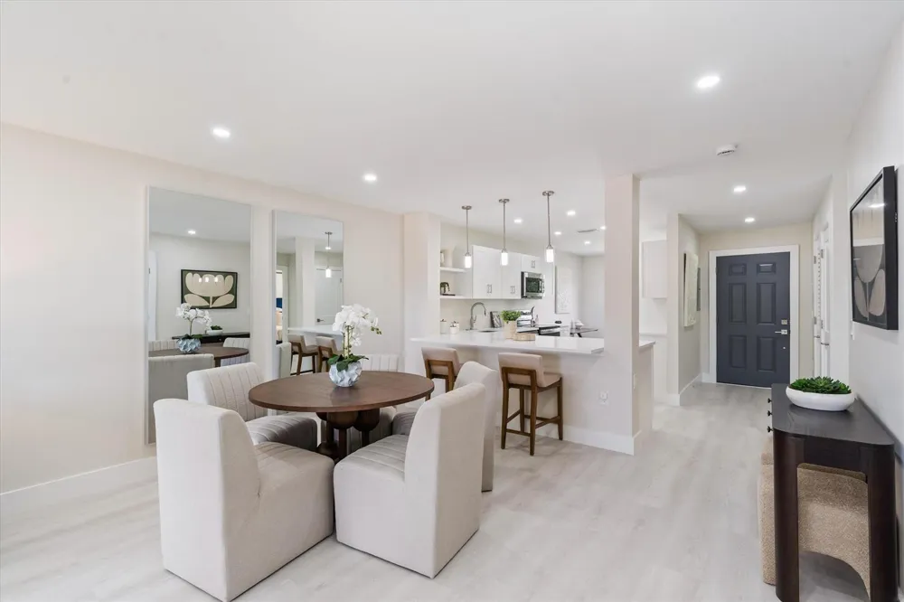 47 Stratford Lane W #F Boynton Beach, FL 33436