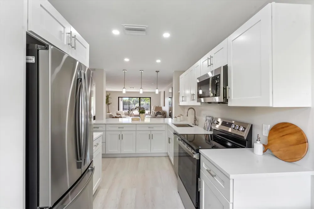 47 Stratford Lane W #F Boynton Beach, FL 33436